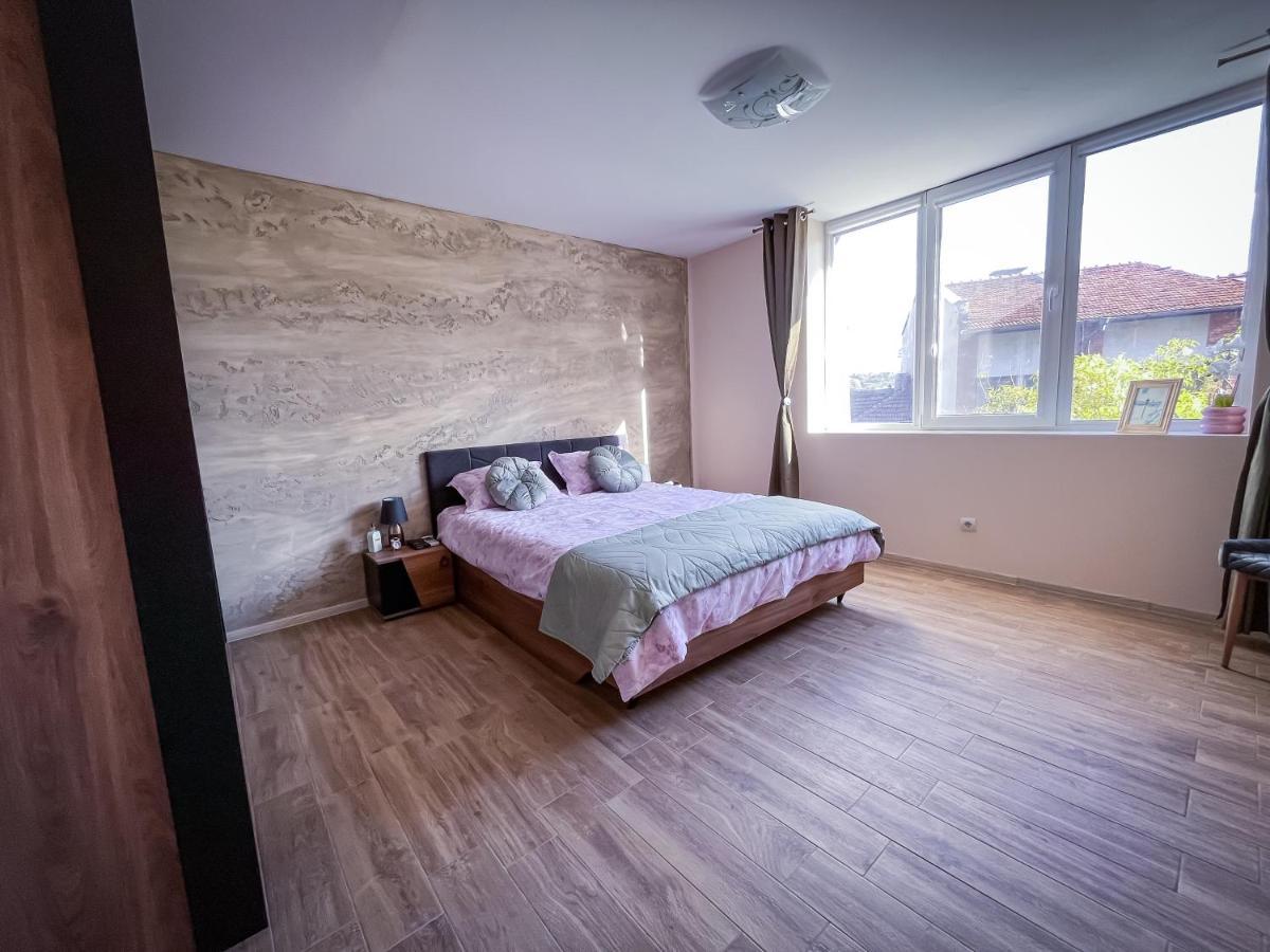 Cozy Apartment Tarnovo Veliko Tarnovo Kültér fotó